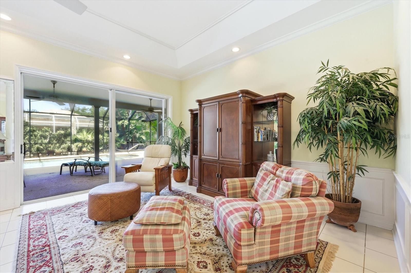 Listing Image #12