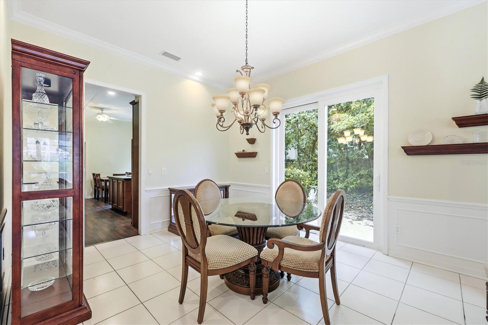 Listing Image #15