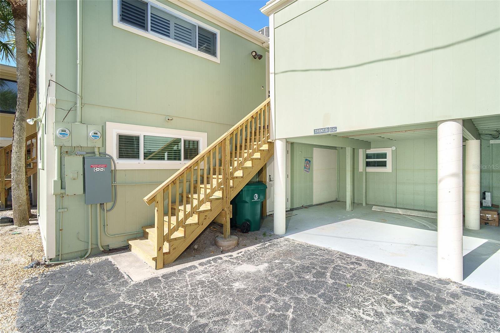 Listing Image #3