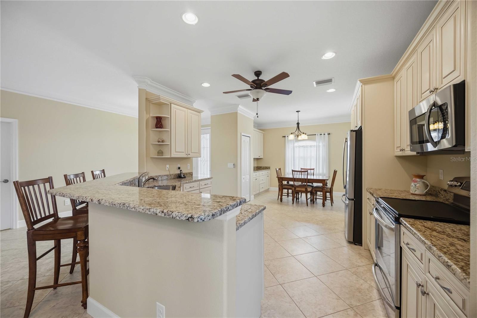 Listing Image #13