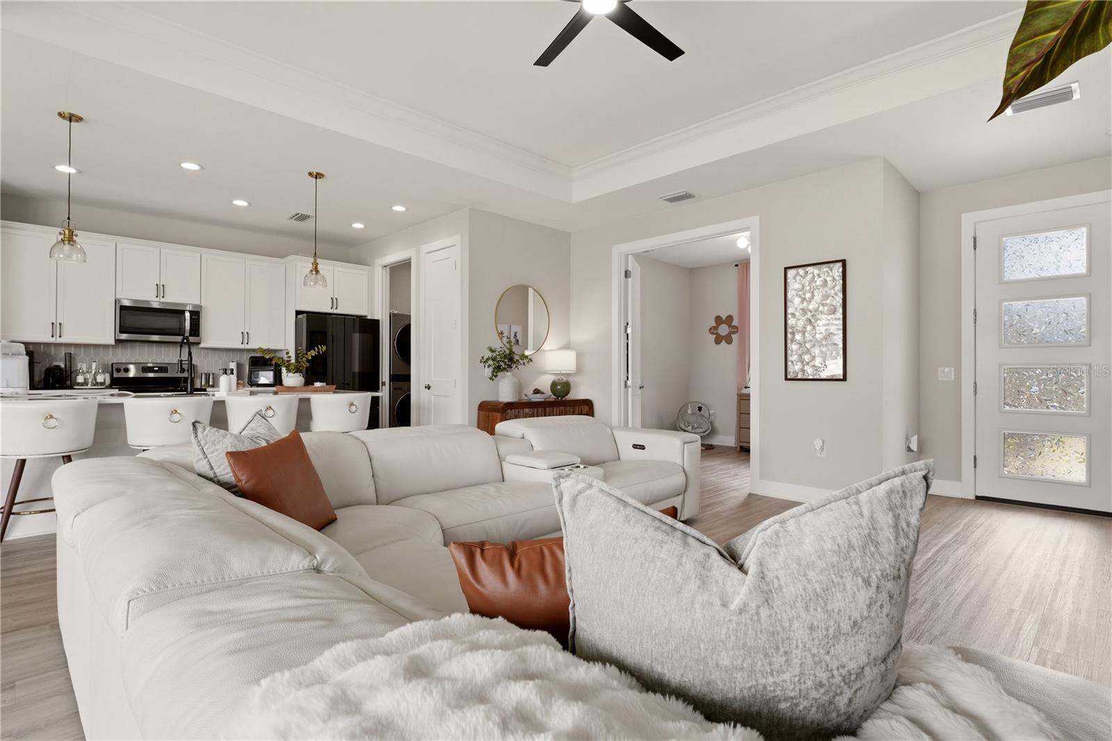 Listing Image #8