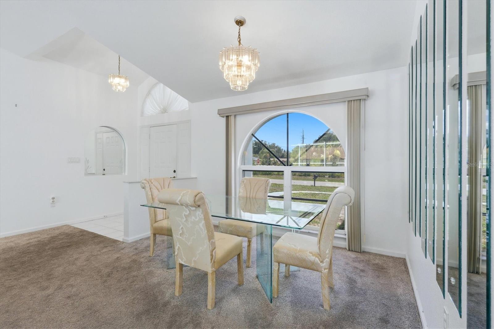 Listing Image #10