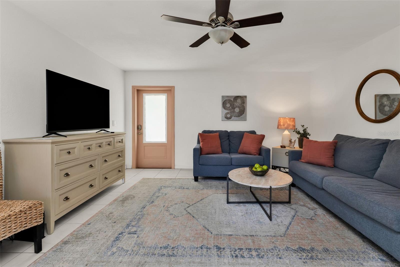 Listing Image #7