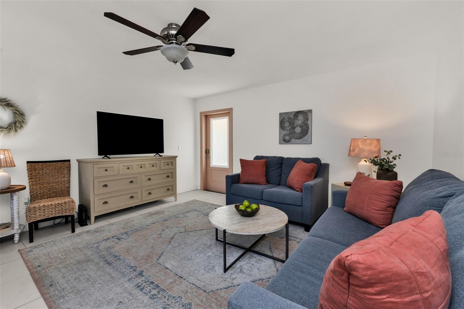 Listing Image #8