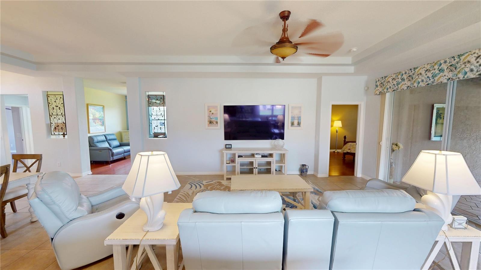 Listing Image #4