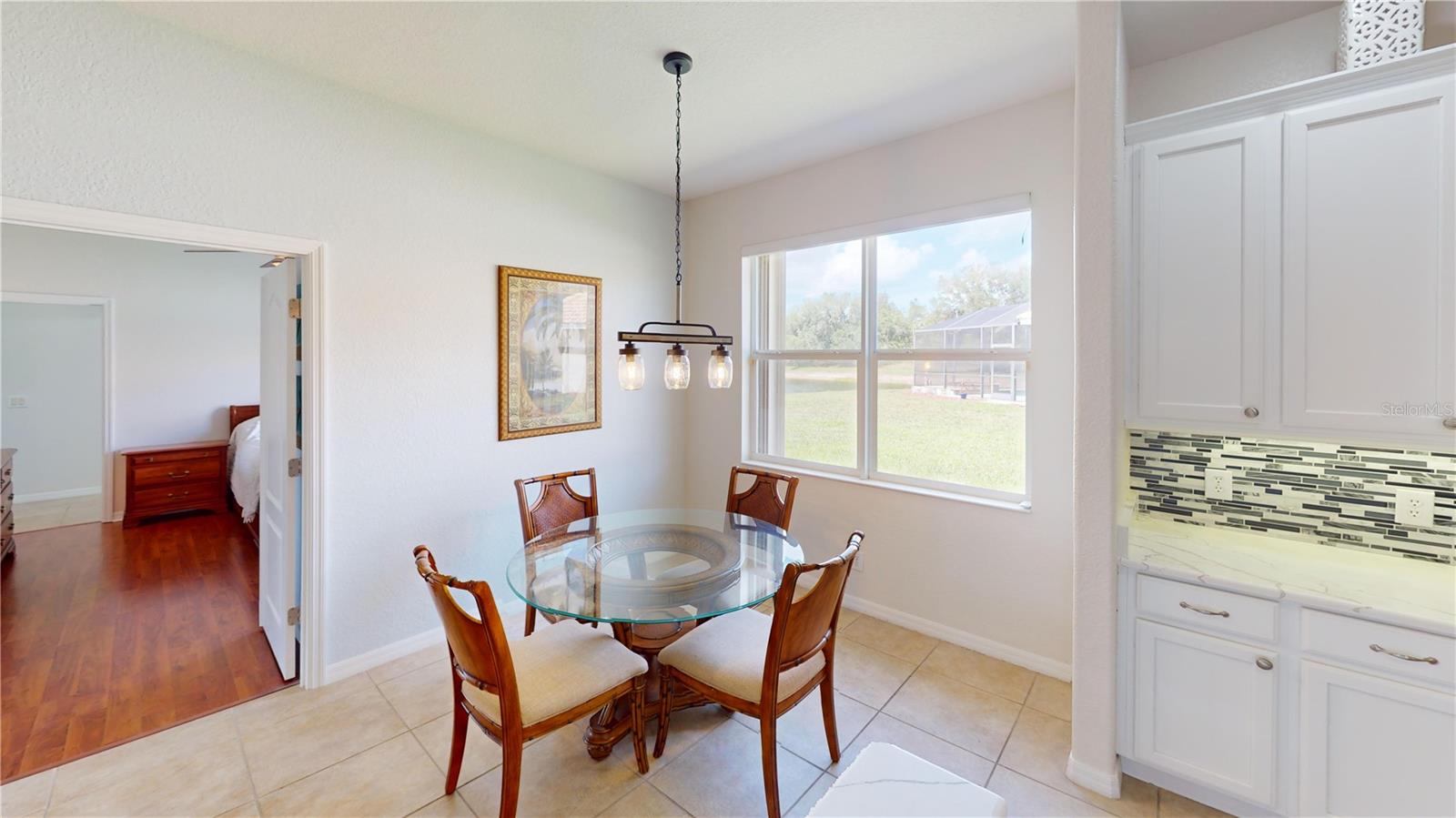 Listing Image #12