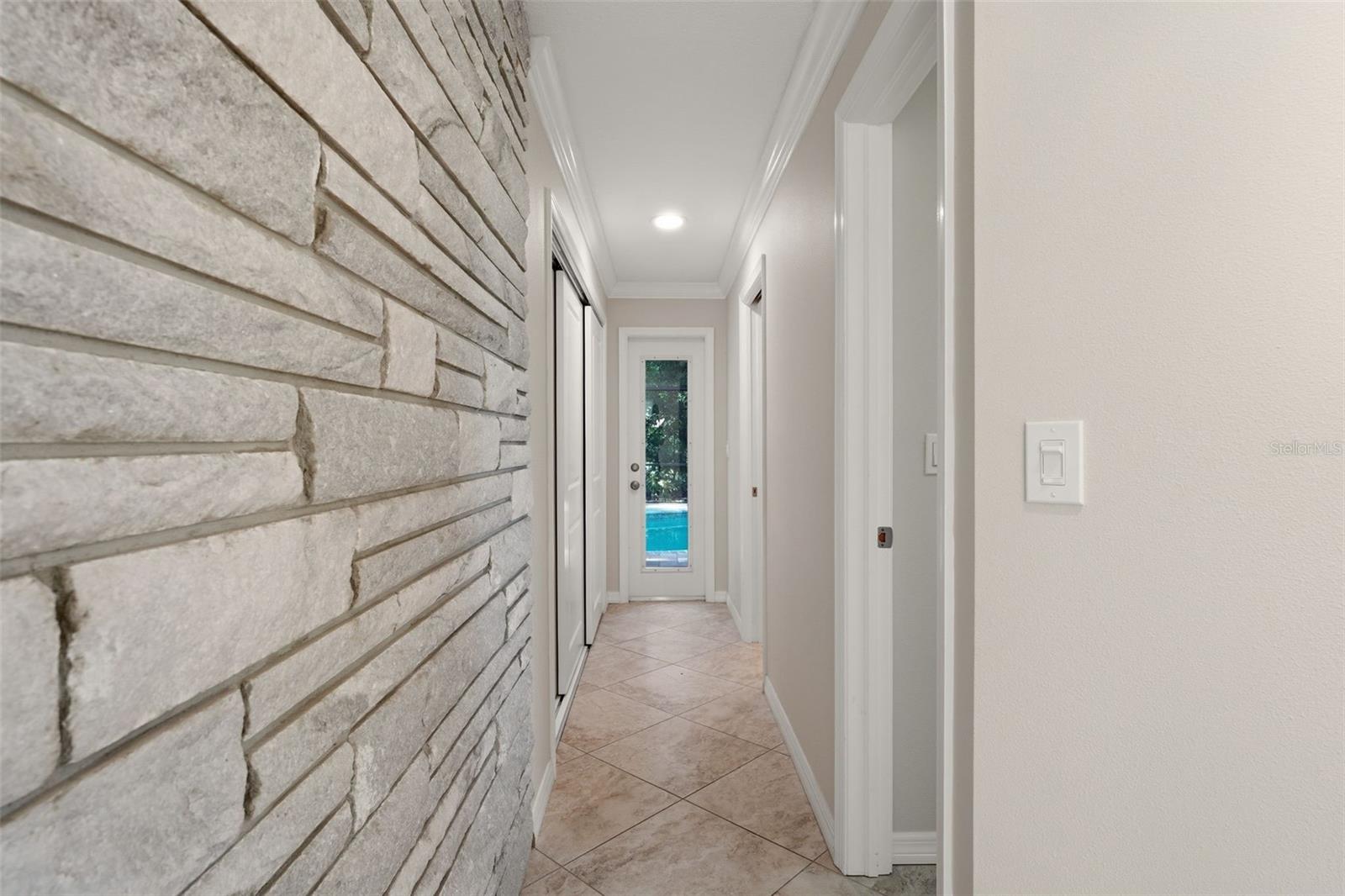 Listing Image #28