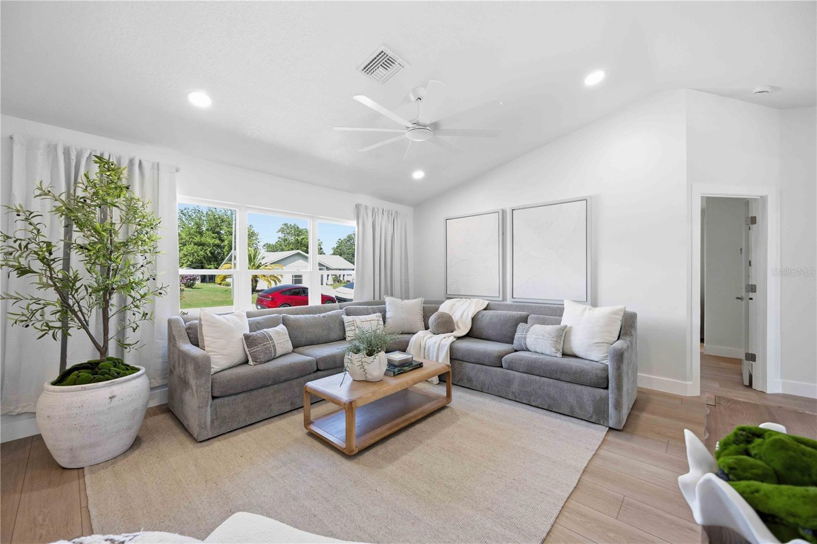Listing Image #6