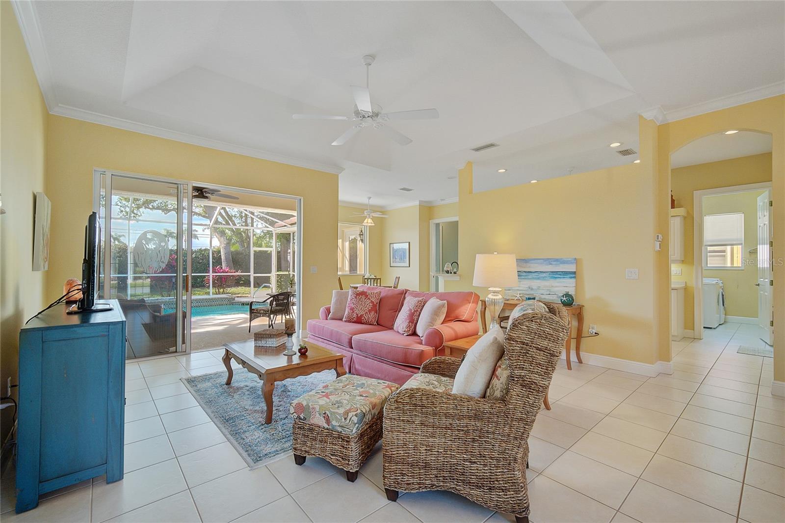Listing Image #8