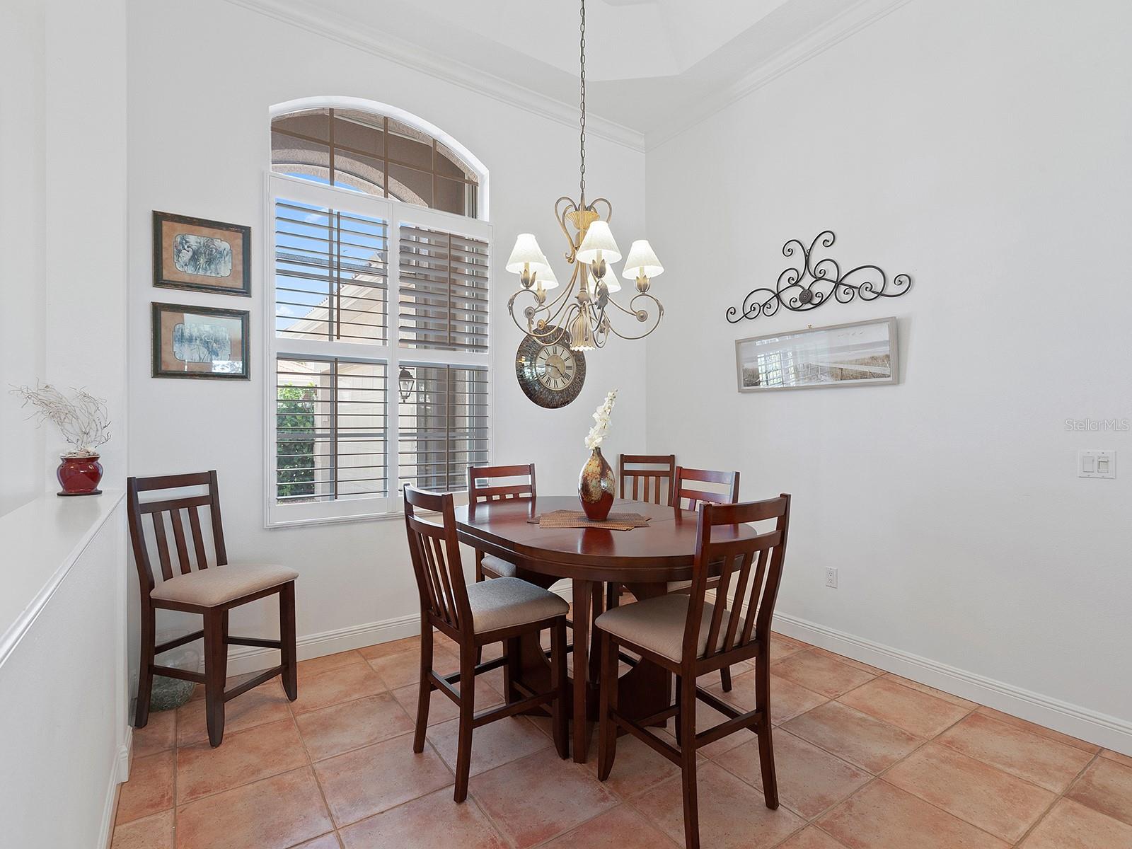Listing Image #13