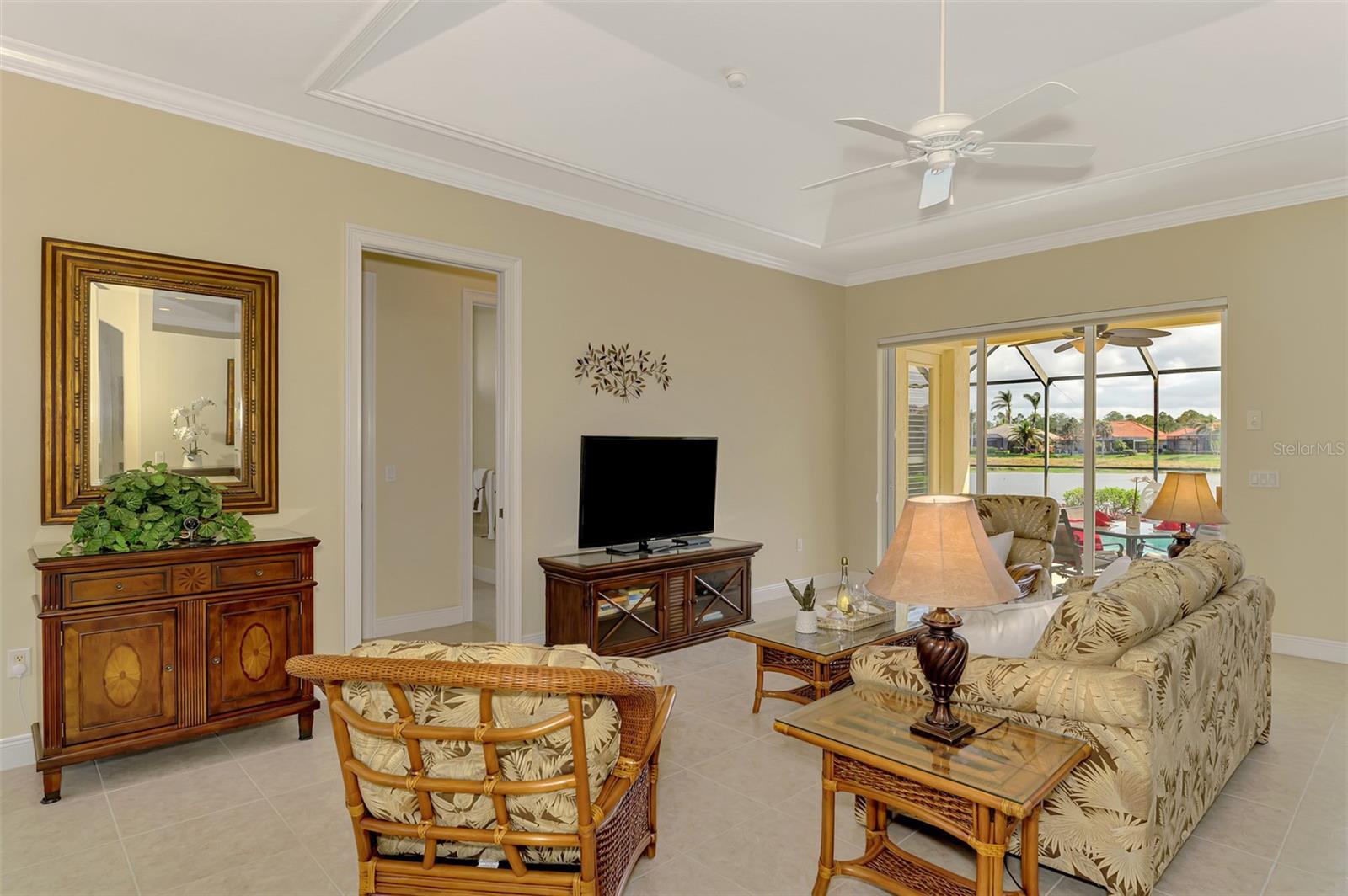 Listing Image #15