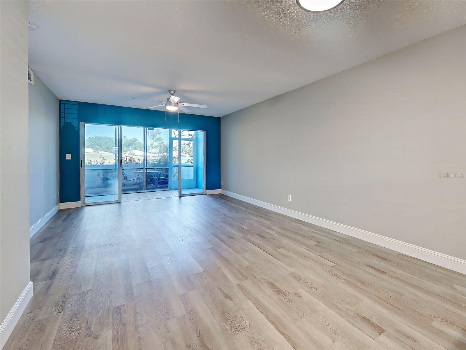 Listing Image #6