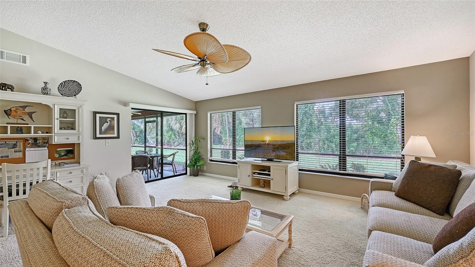 Listing Image #8