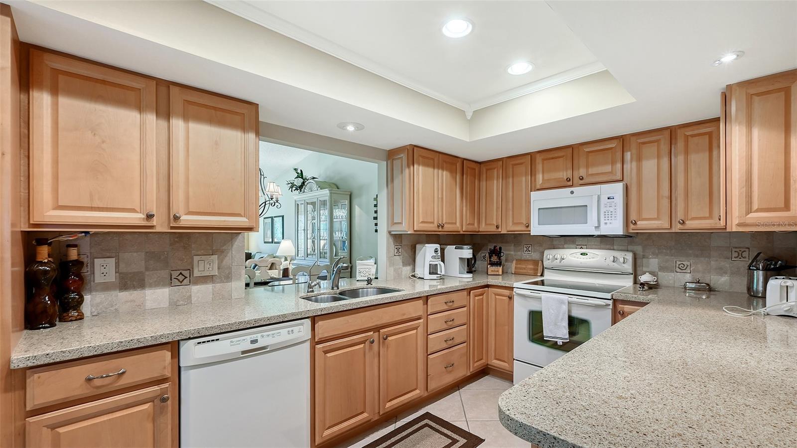 Listing Image #15