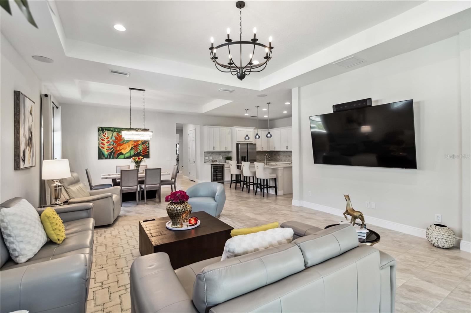 Listing Image #10
