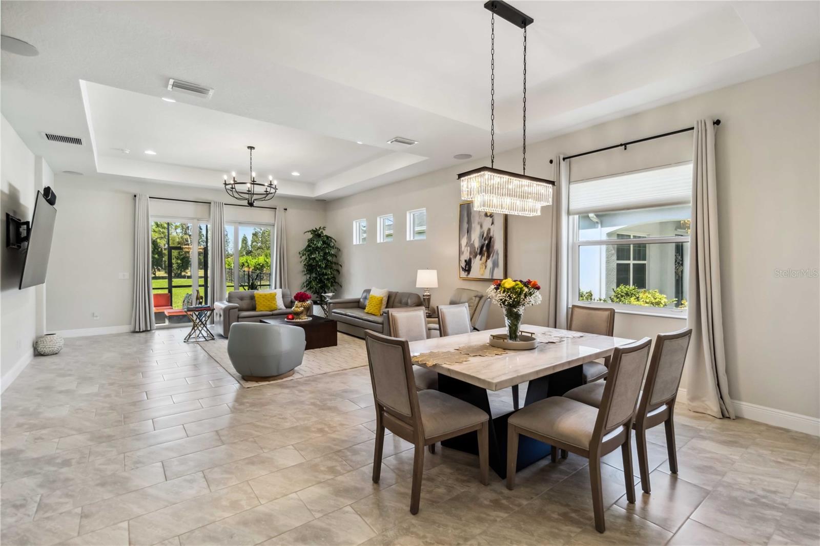 Listing Image #11
