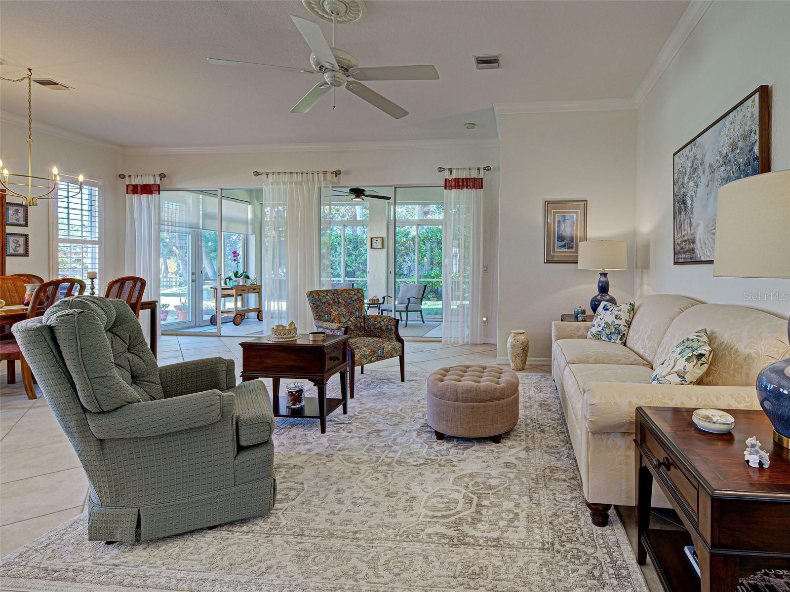 Listing Image #8