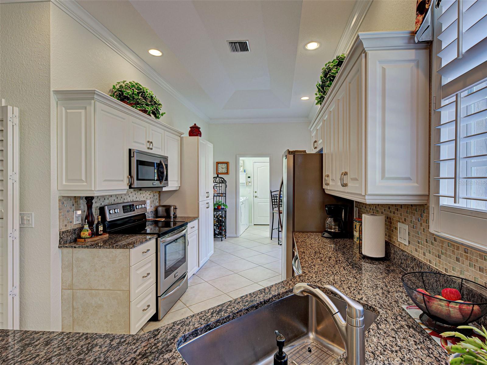 Listing Image #11