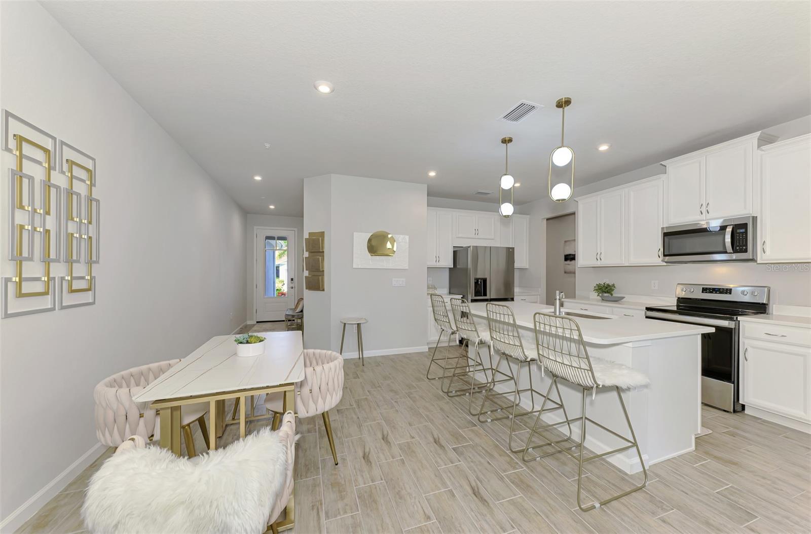 Listing Image #5