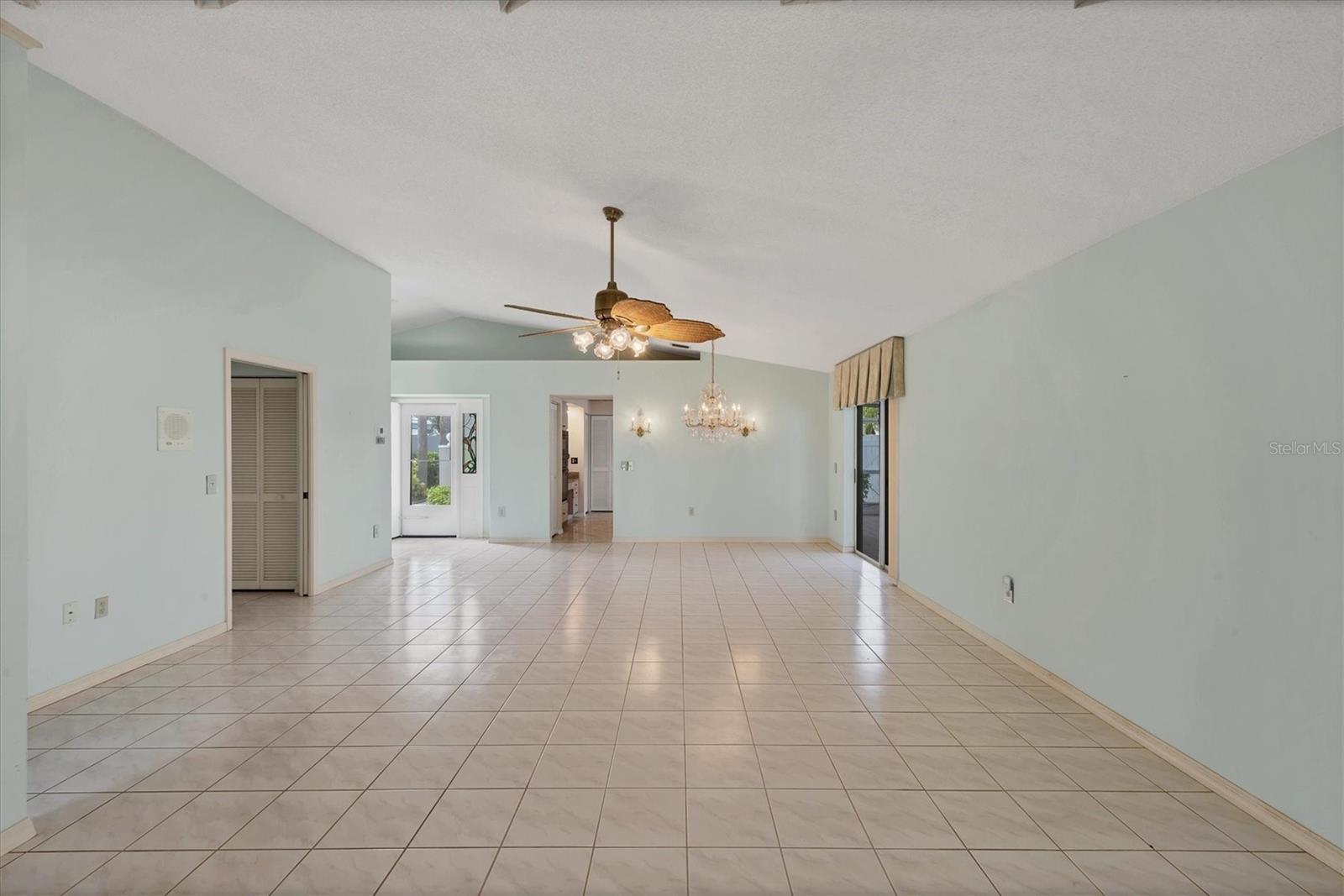 Listing Image #6