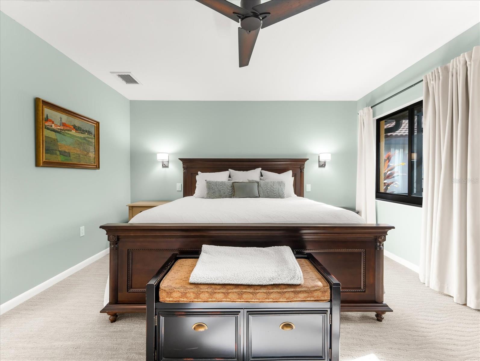 Listing Image #11