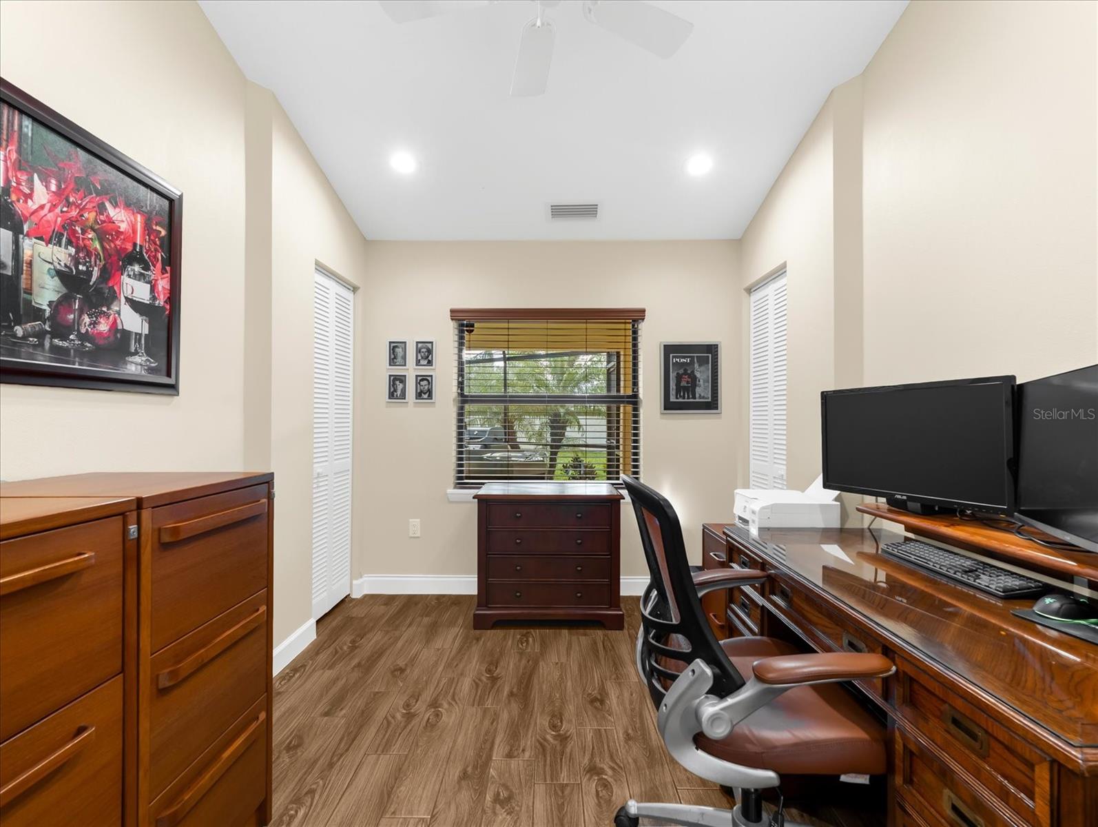 Listing Image #23