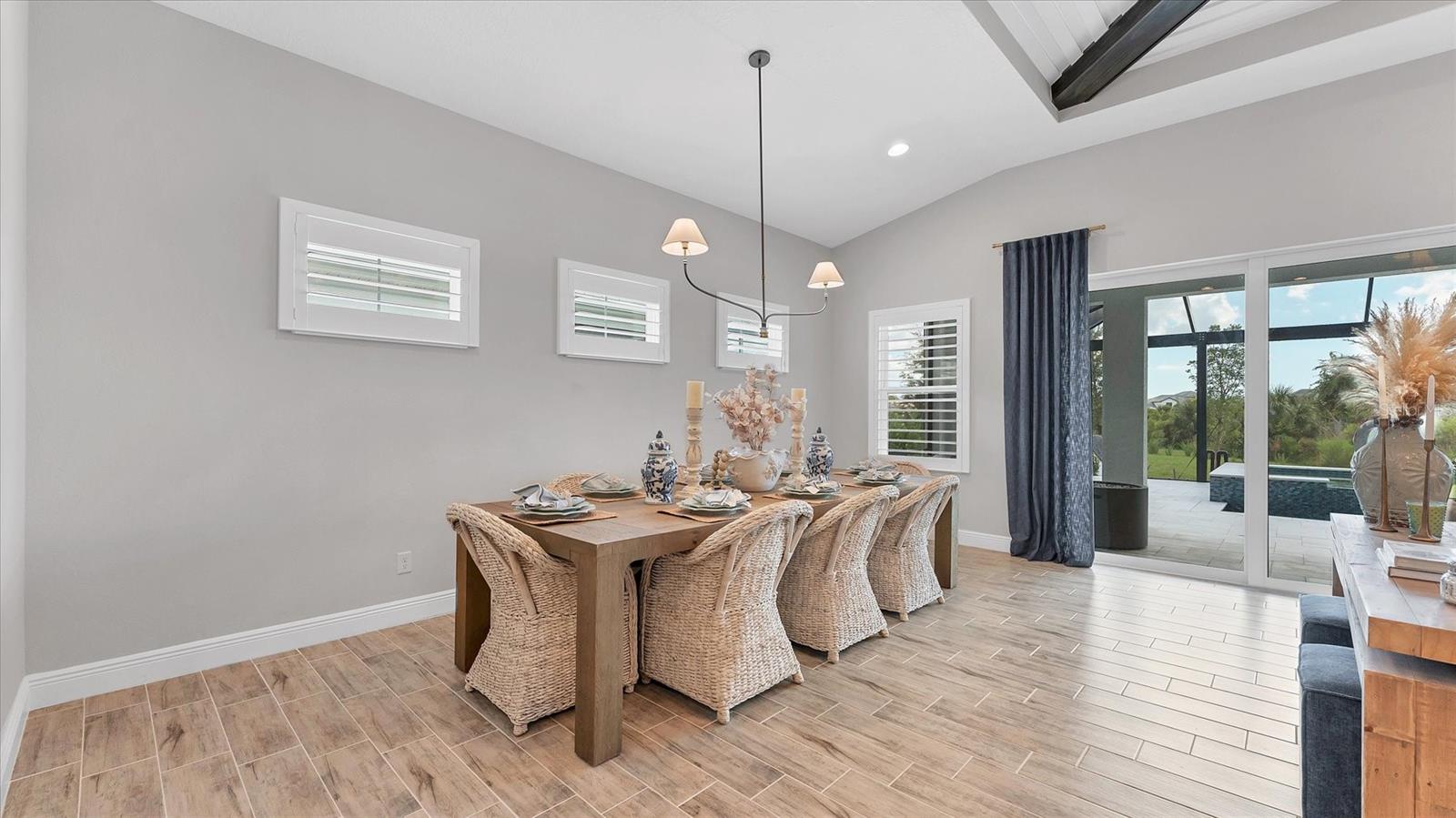 Listing Image #12