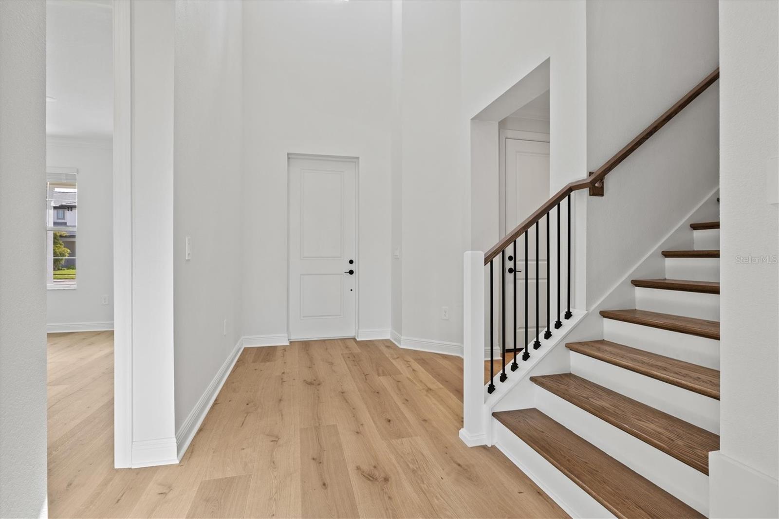 Listing Image #4