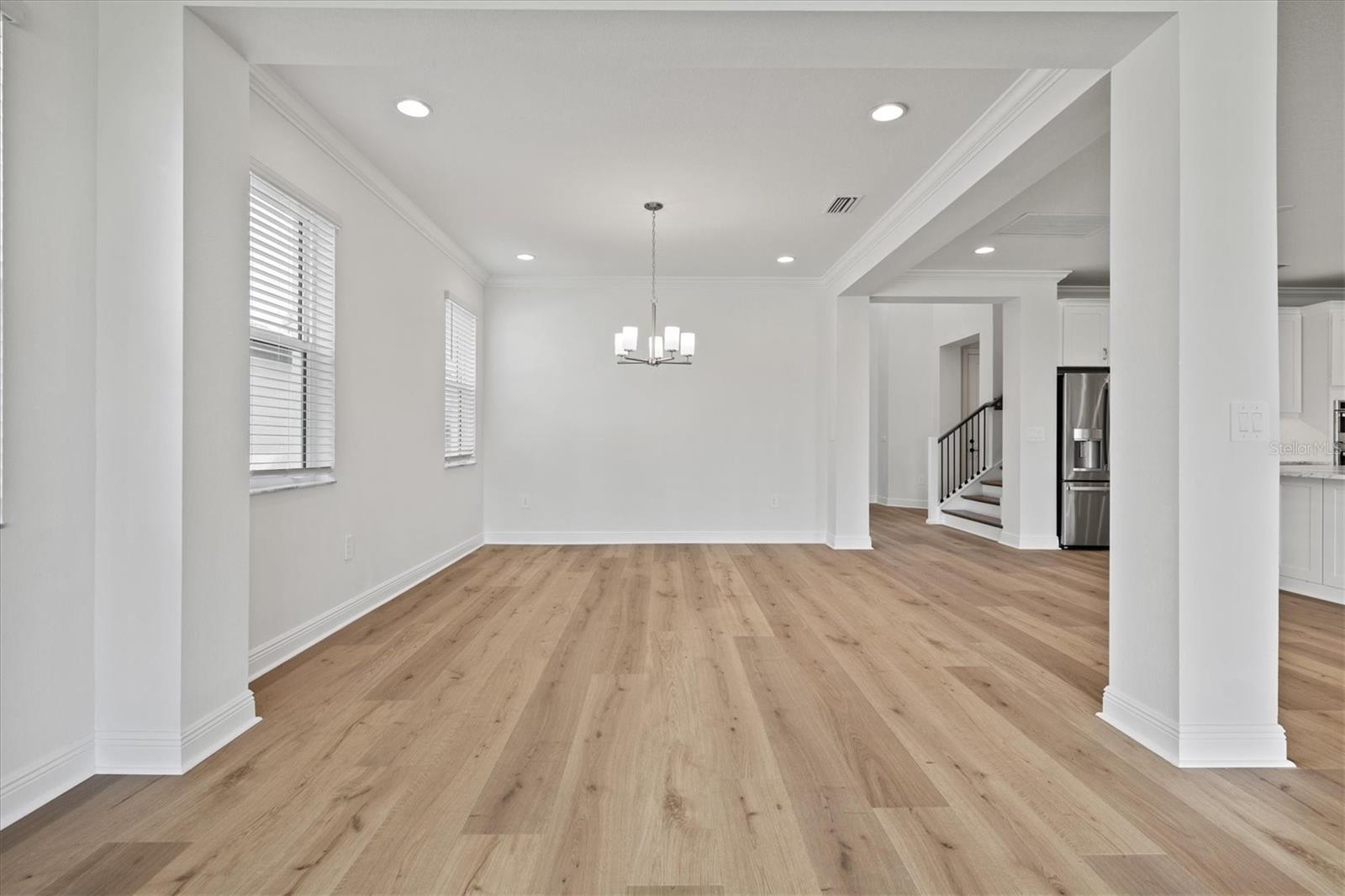 Listing Image #16