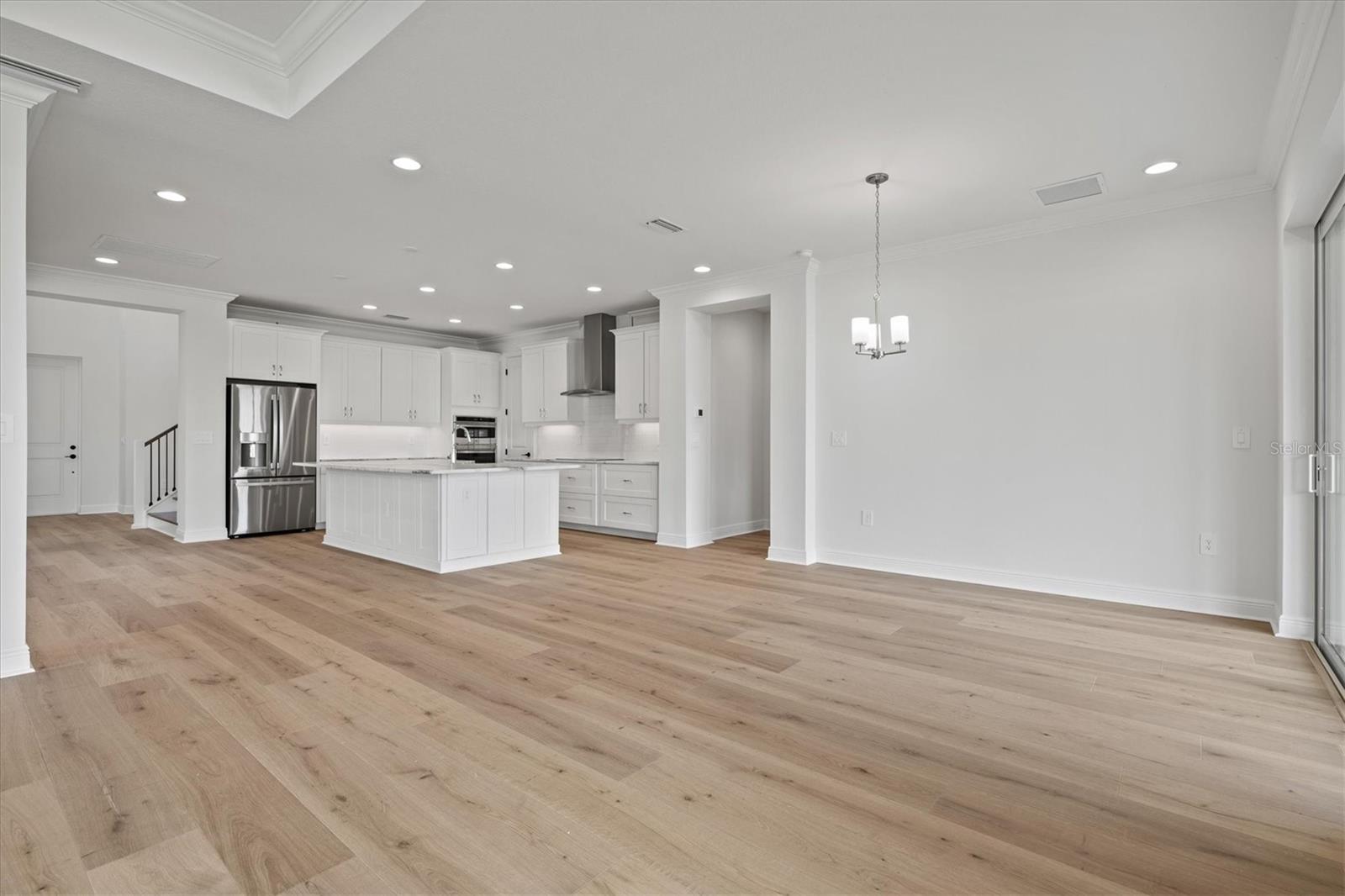 Listing Image #23