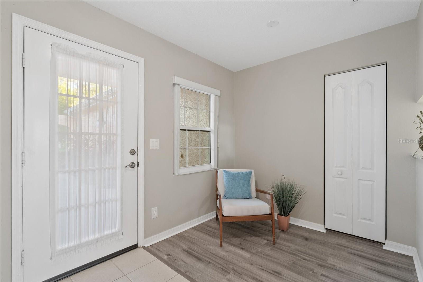 Listing Image #4