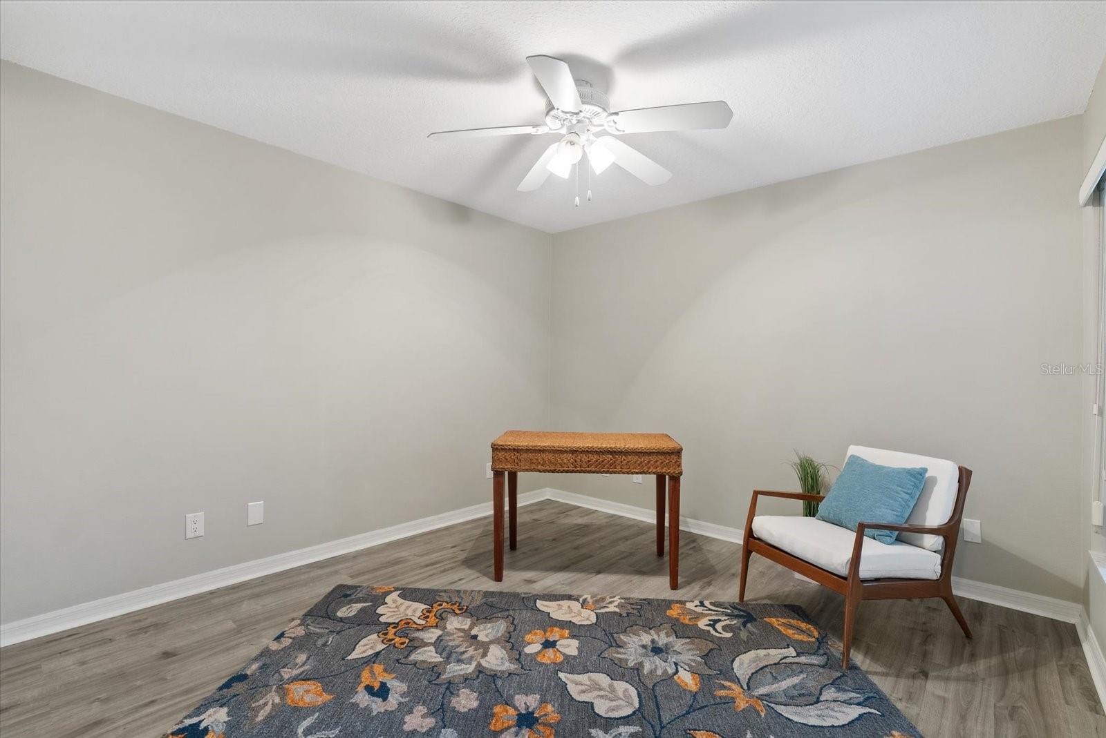 Listing Image #5