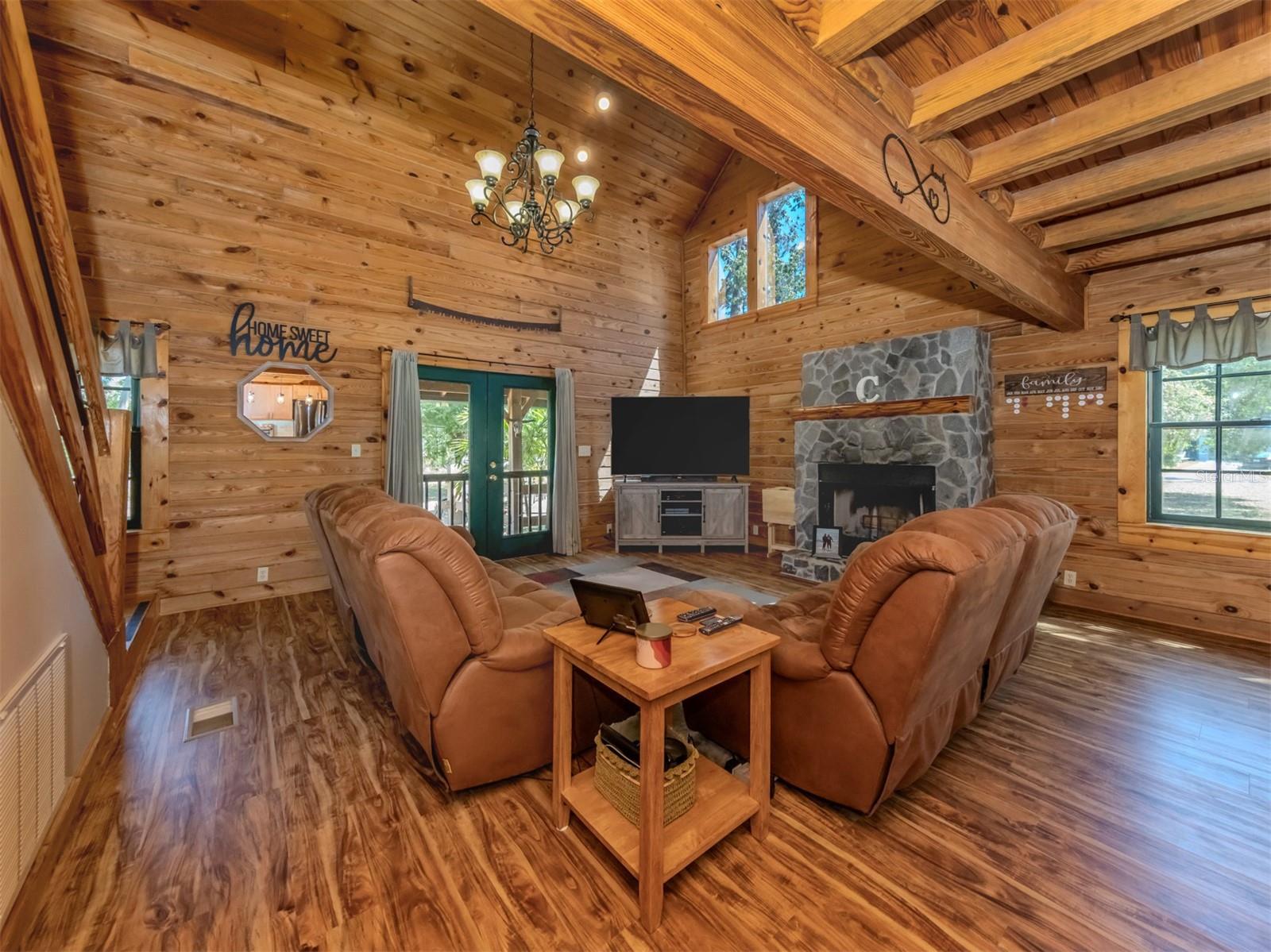 Listing Image #7