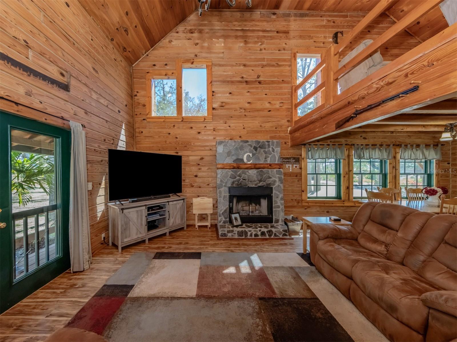 Listing Image #8