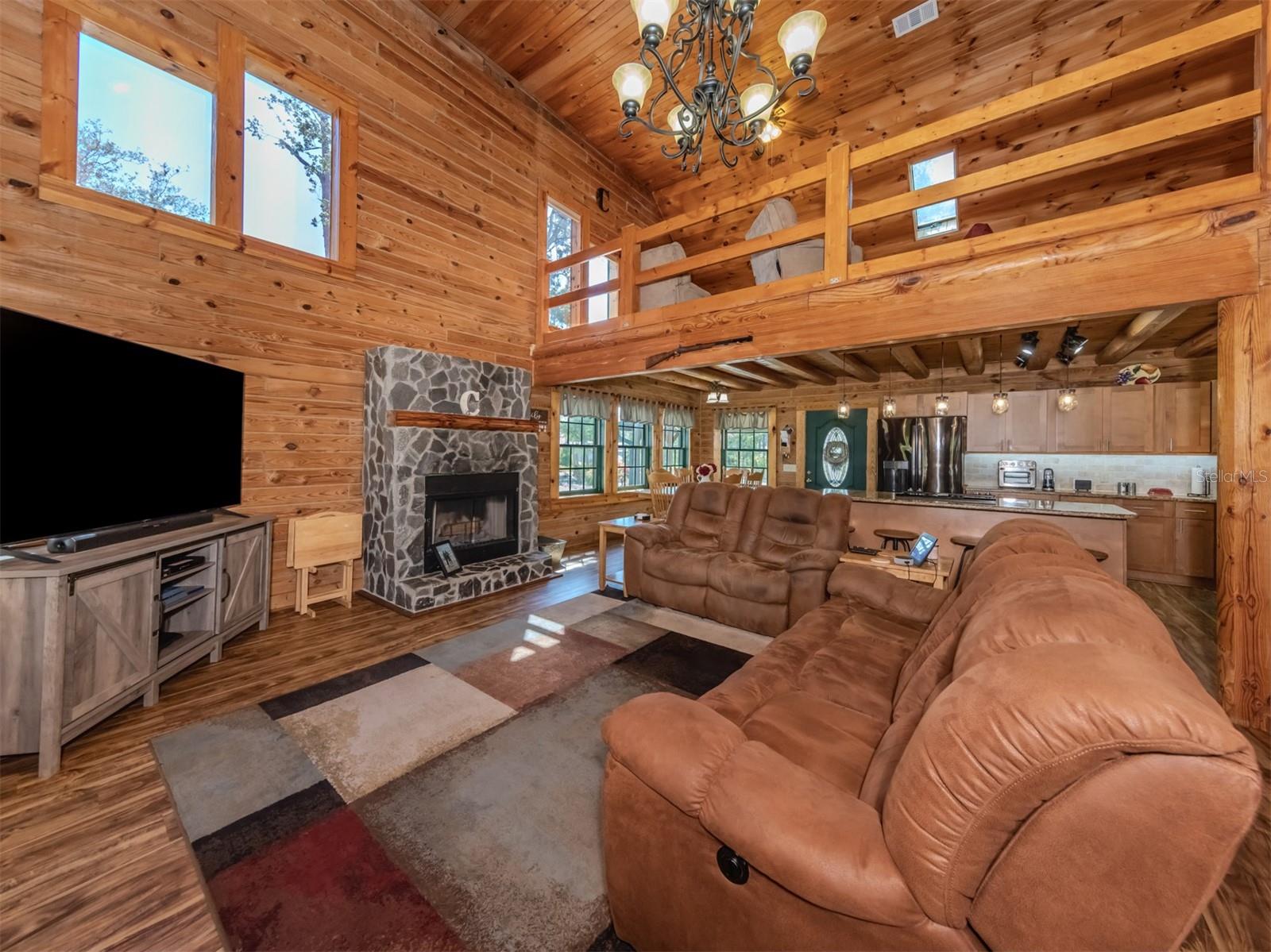 Listing Image #9