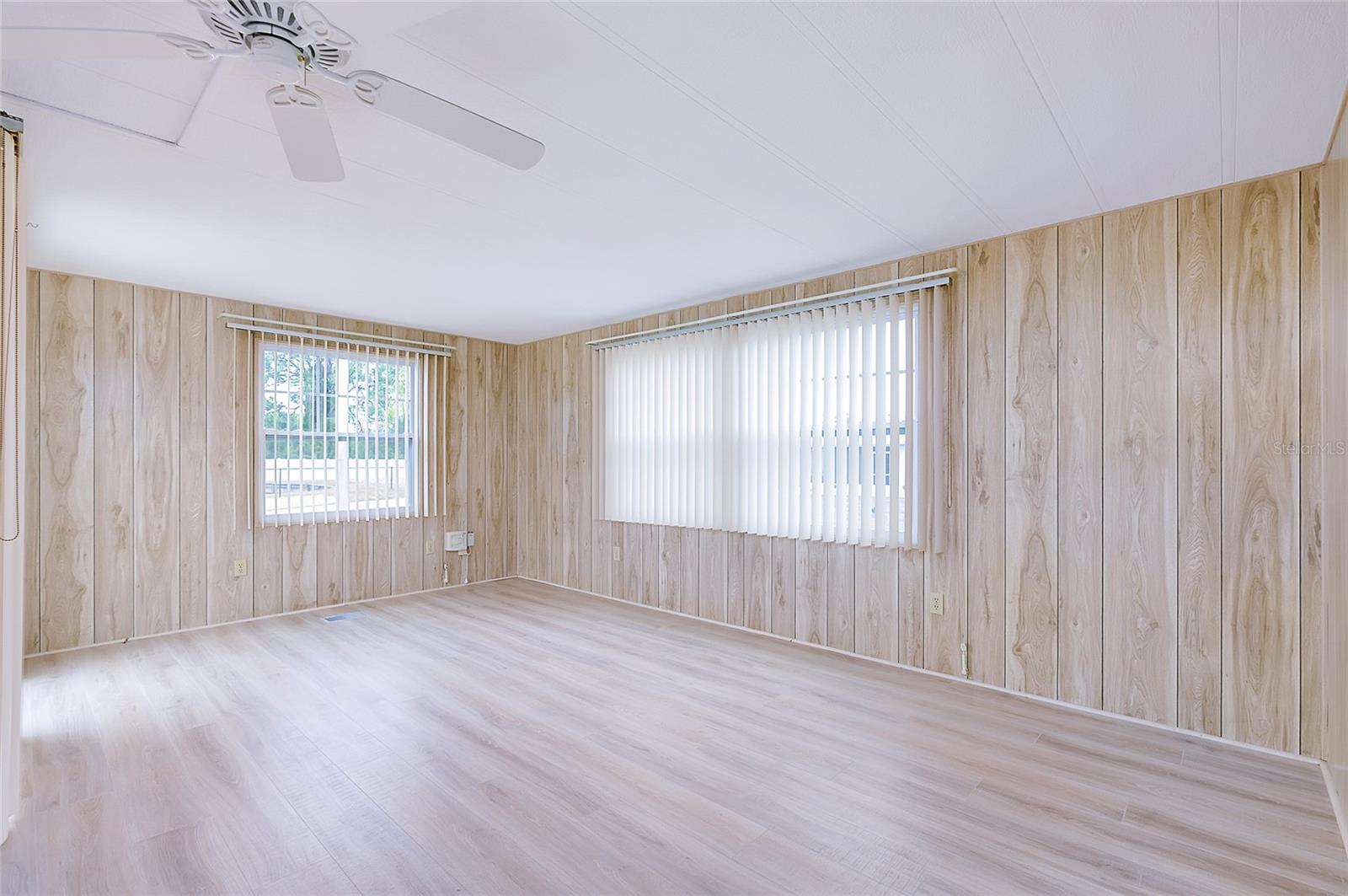 Listing Image #3