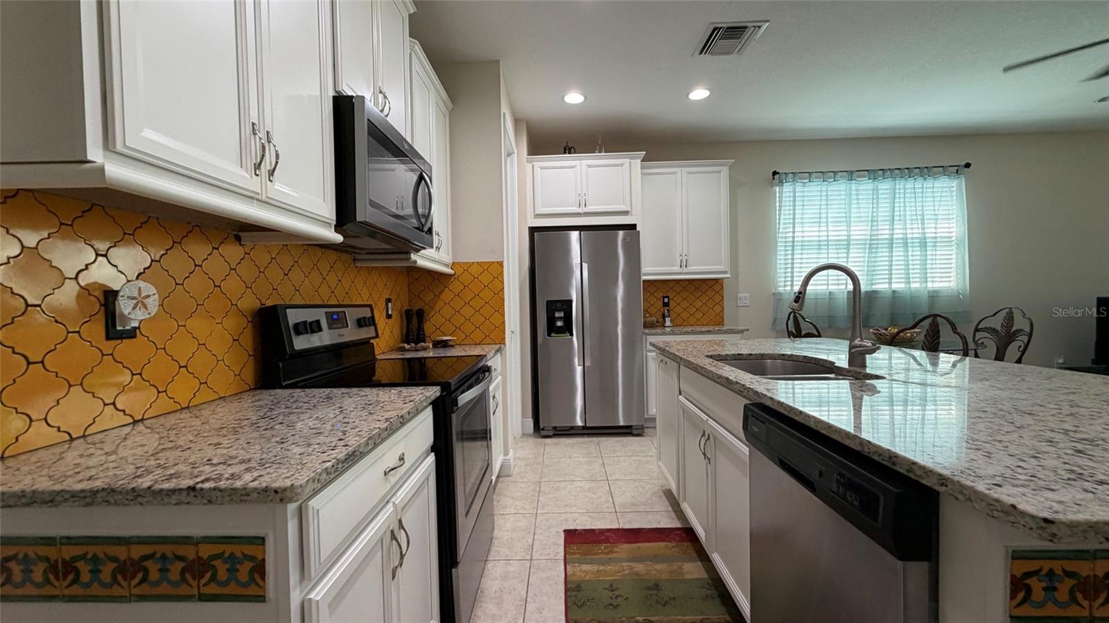 Listing Image #8