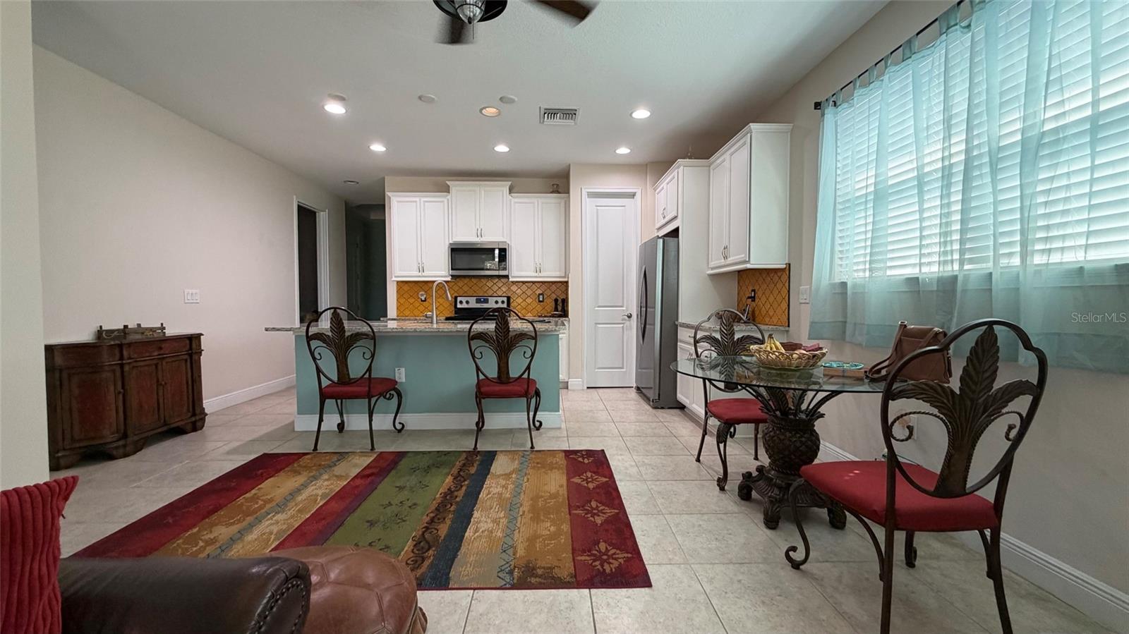Listing Image #9