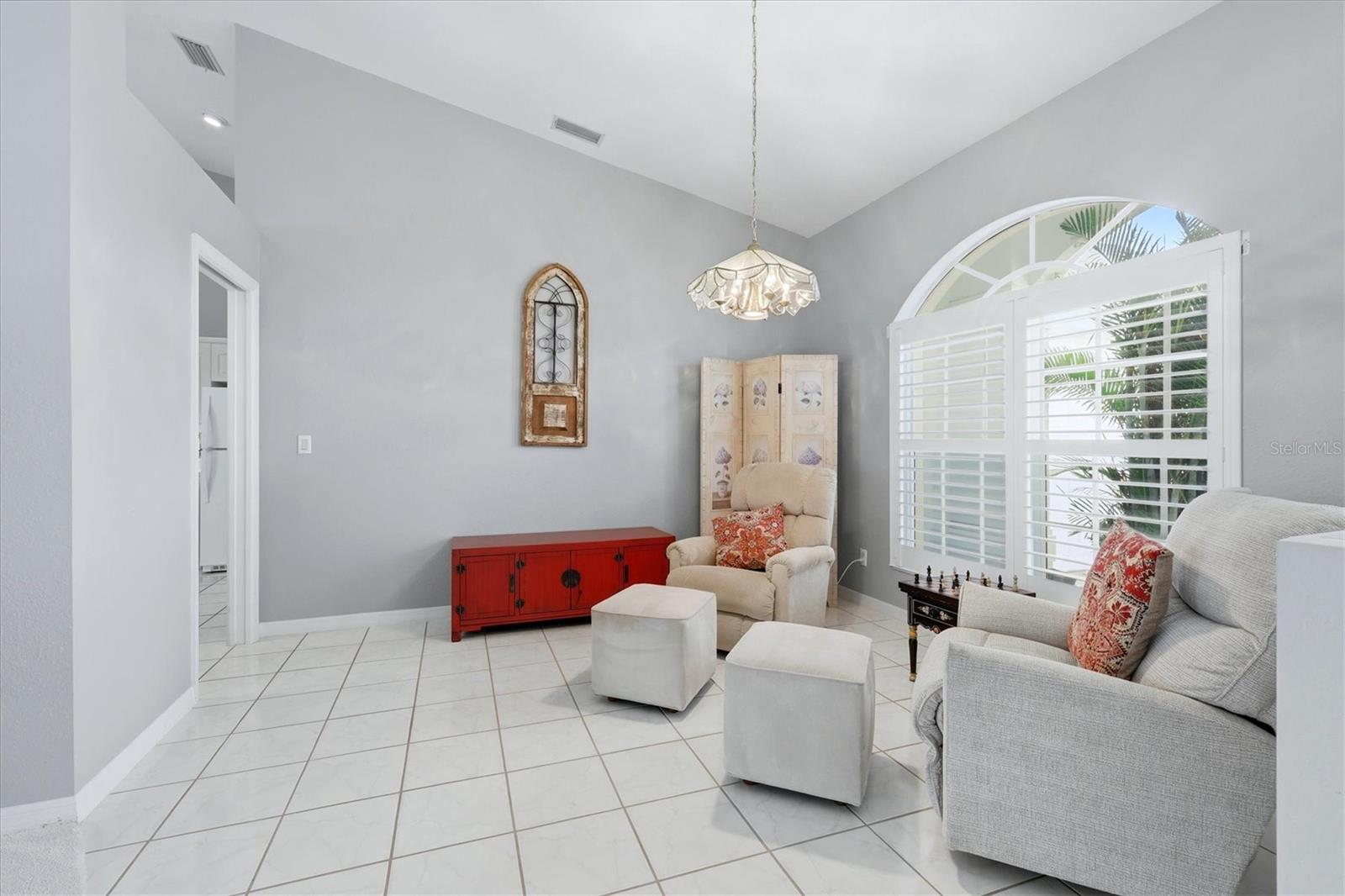 Listing Image #7