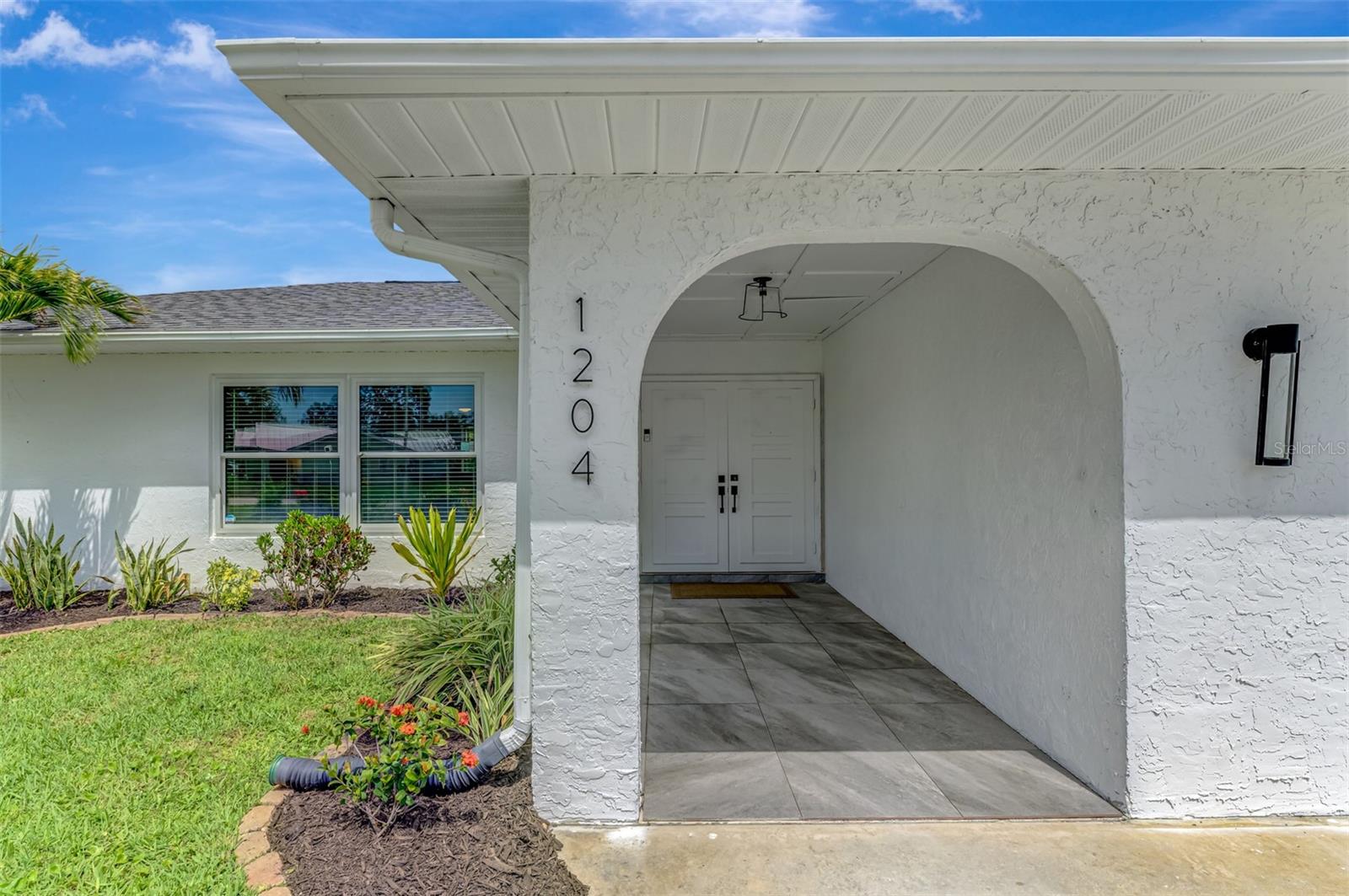 Listing Image #8