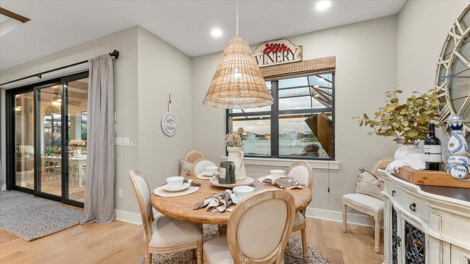 Listing Image #12