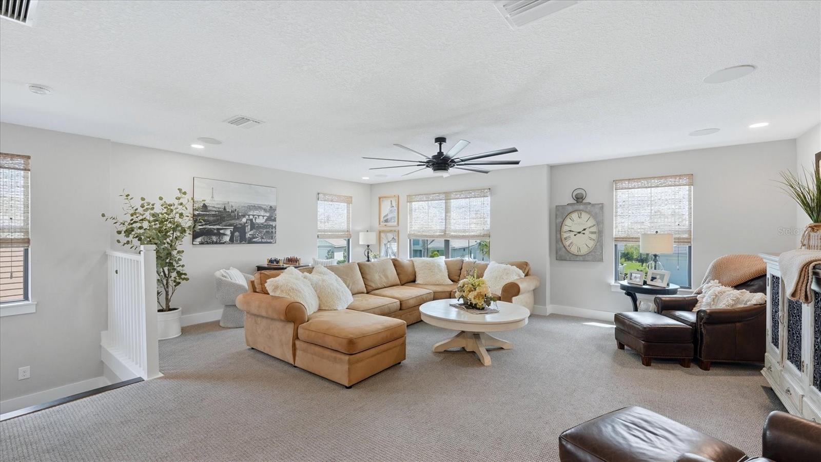 Listing Image #14