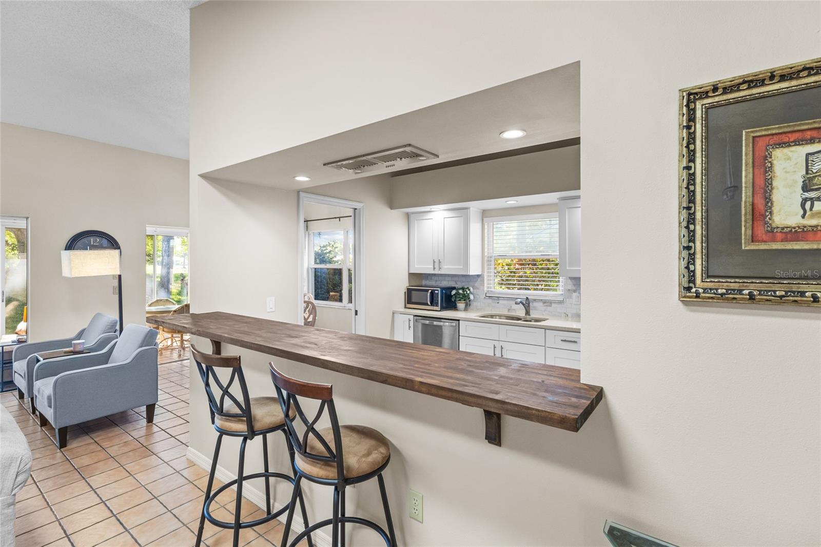 Listing Image #8