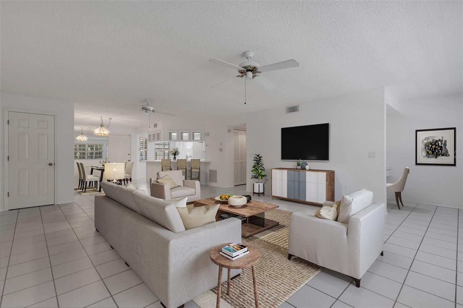 Listing Image #4