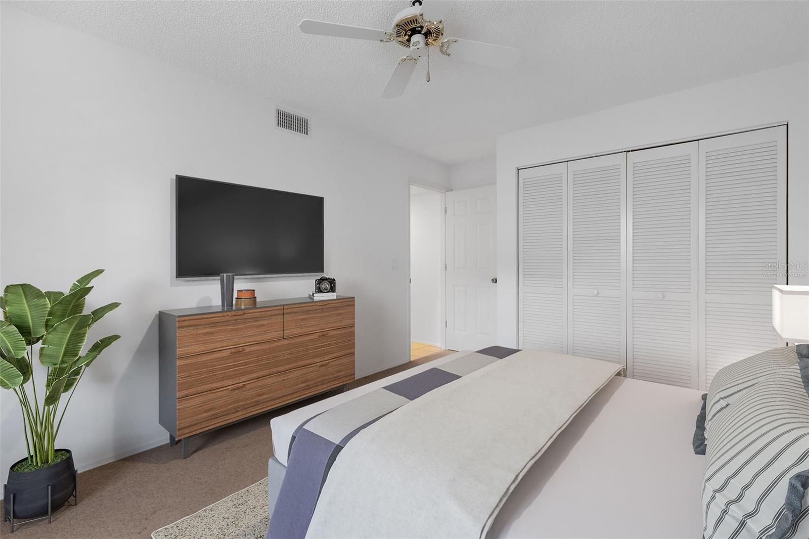 Listing Image #6