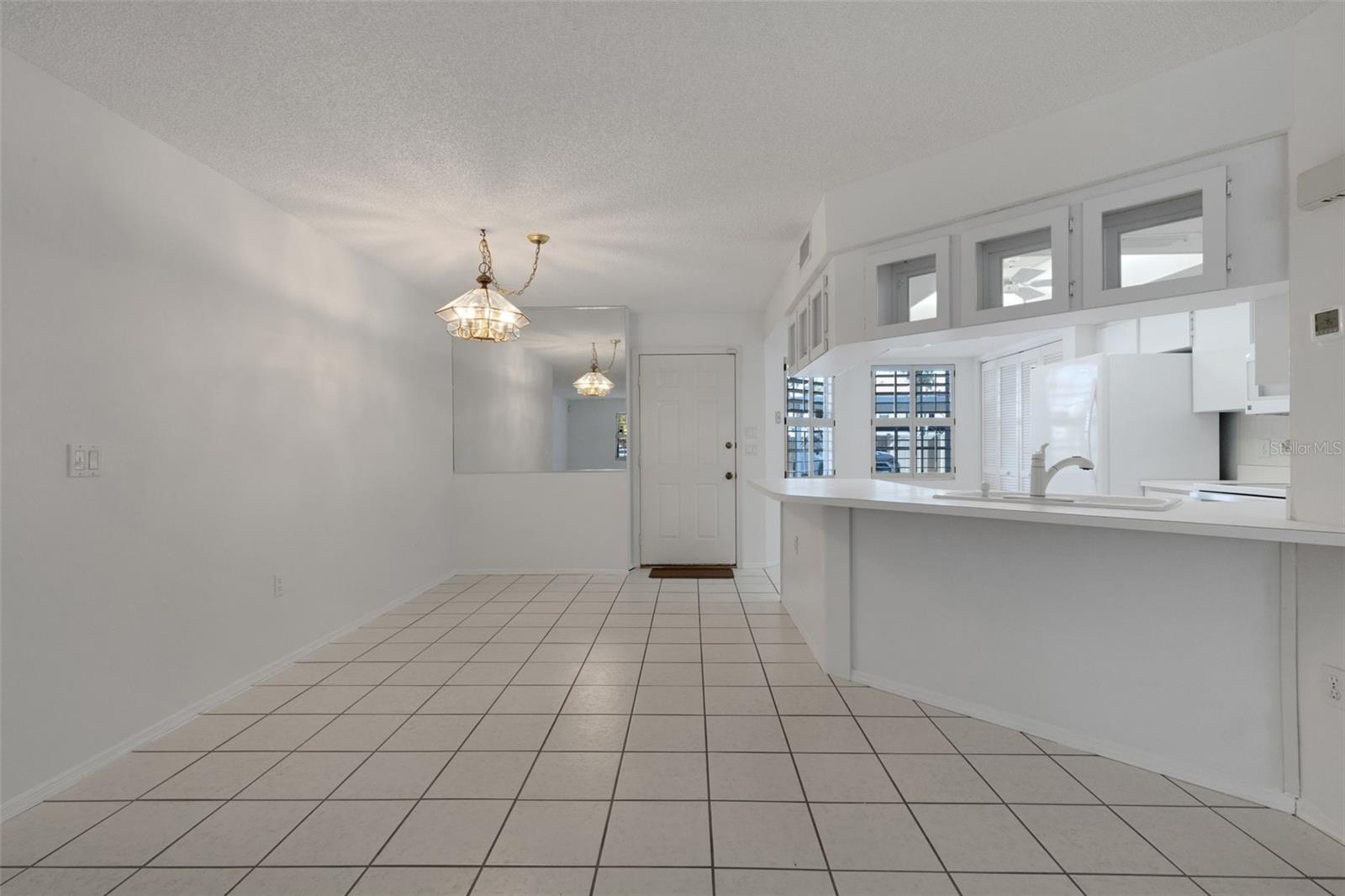 Listing Image #8