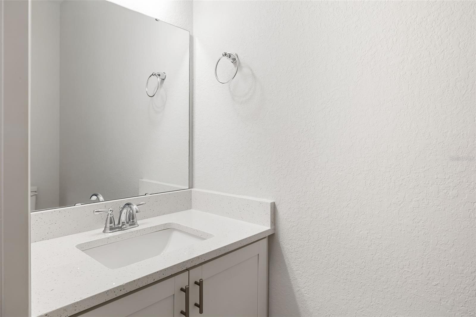 Listing Image #8