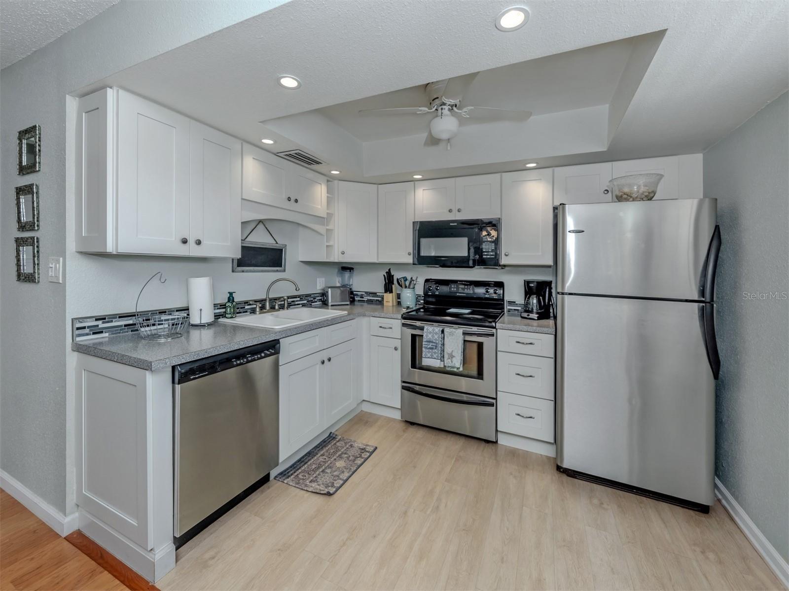 Listing Image #8