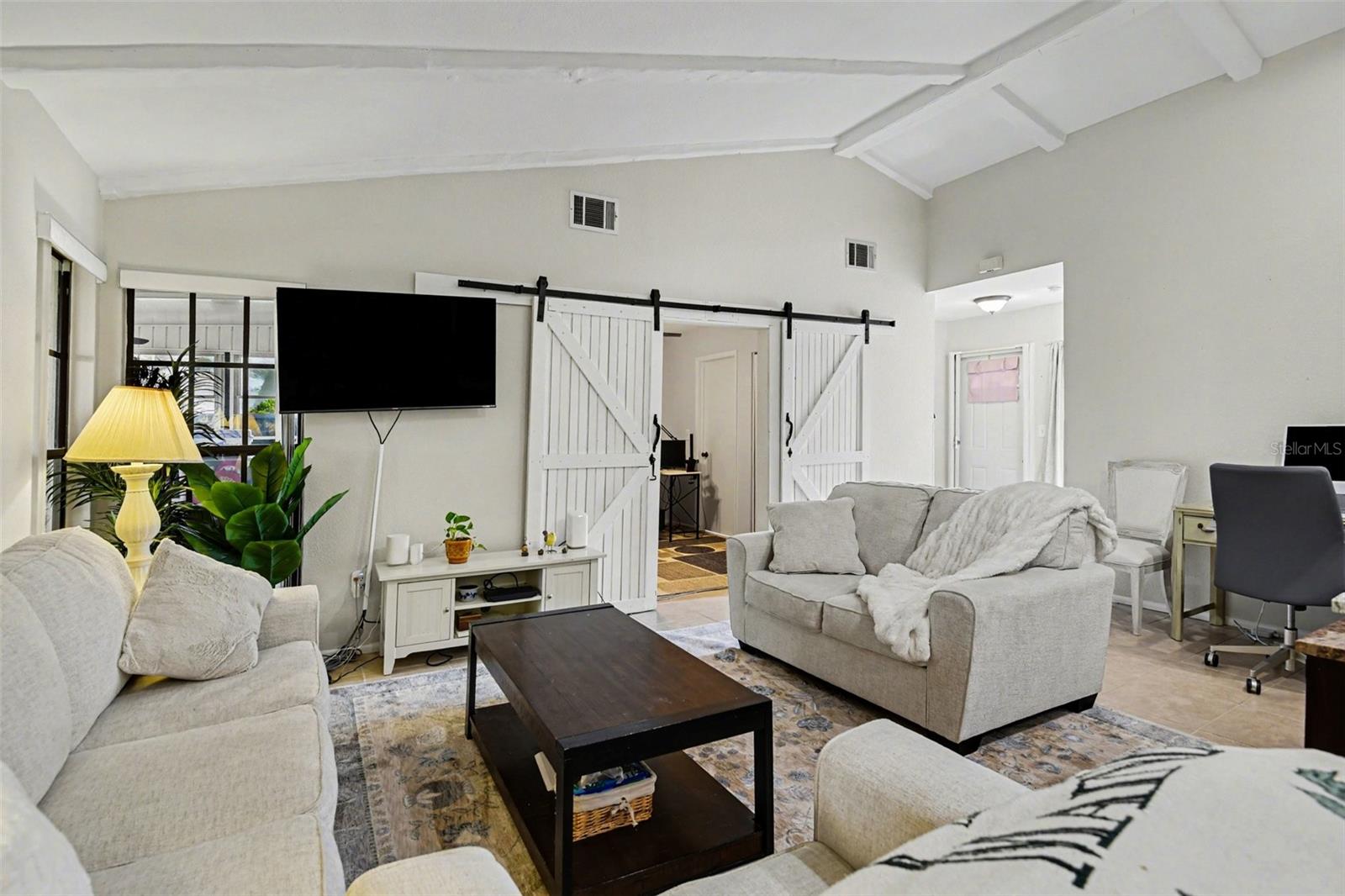 Listing Image #5