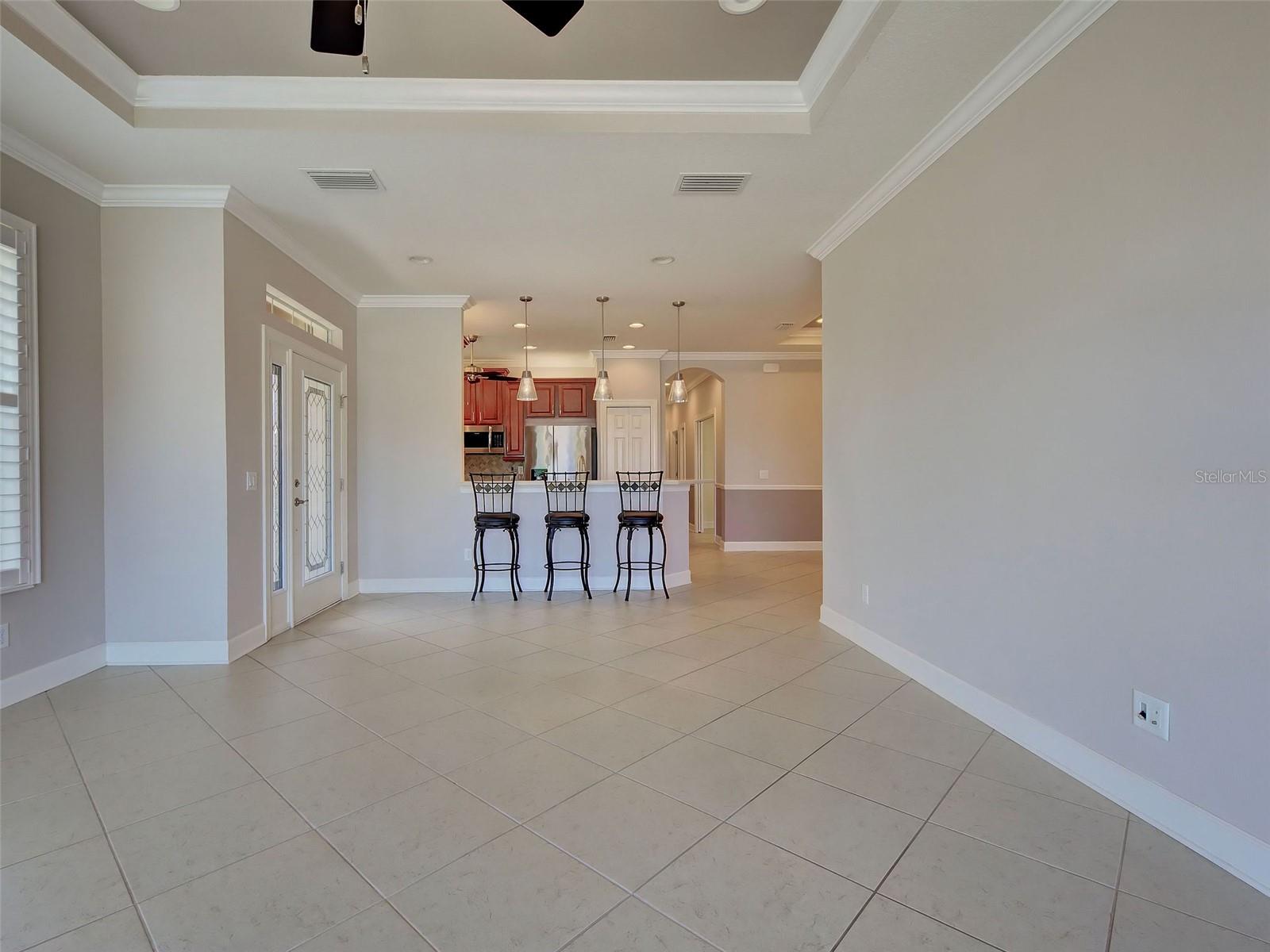 Listing Image #12